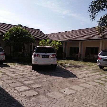 Deka Homestay Mataram Esterno foto