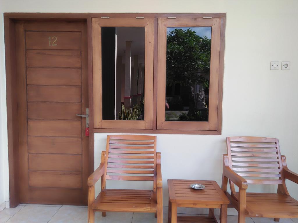 Deka Homestay Mataram Esterno foto