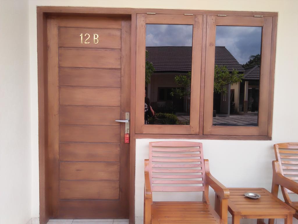 Deka Homestay Mataram Esterno foto