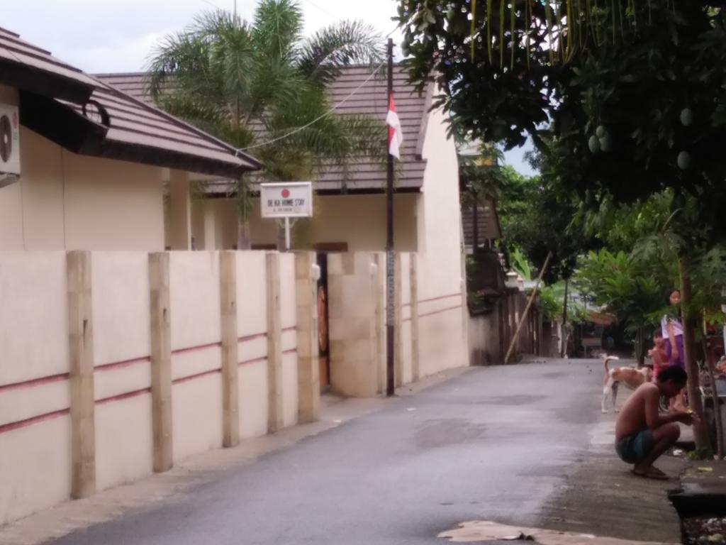 Deka Homestay Mataram Esterno foto